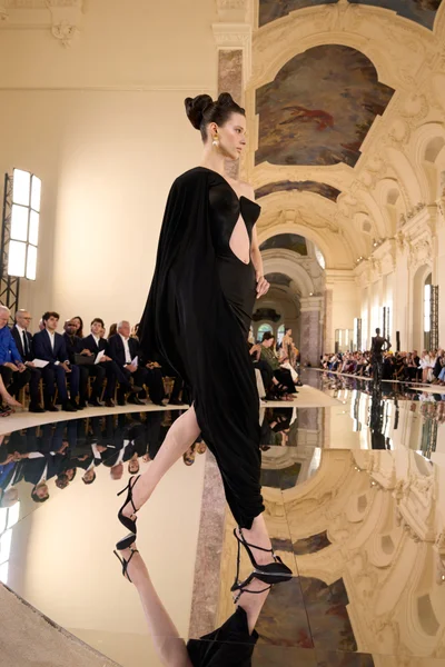 Look 56